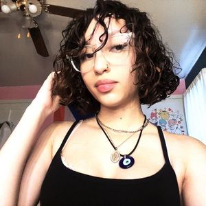 Meet your Posher, Keyla